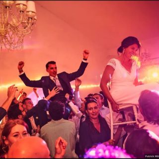 Entrée des mariés - Château des Gaudras - Roiffieux - Ardèche -© Patrick Milan